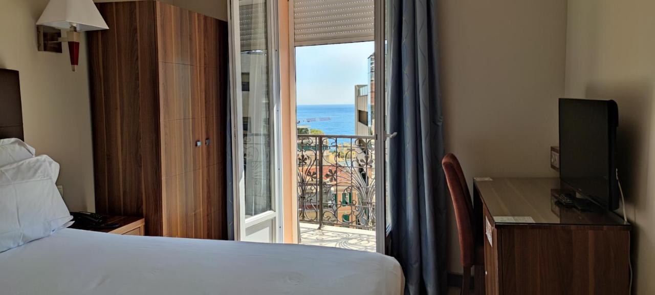 Hotel Capitole Бюсолей Екстериор снимка
