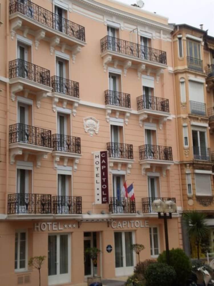 Hotel Capitole Бюсолей Екстериор снимка